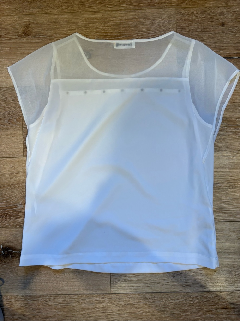 Calvin Klein White Sheer-Panel Short Sleeve Blouse with Gold Studs.Size S - Picture 2 of 5